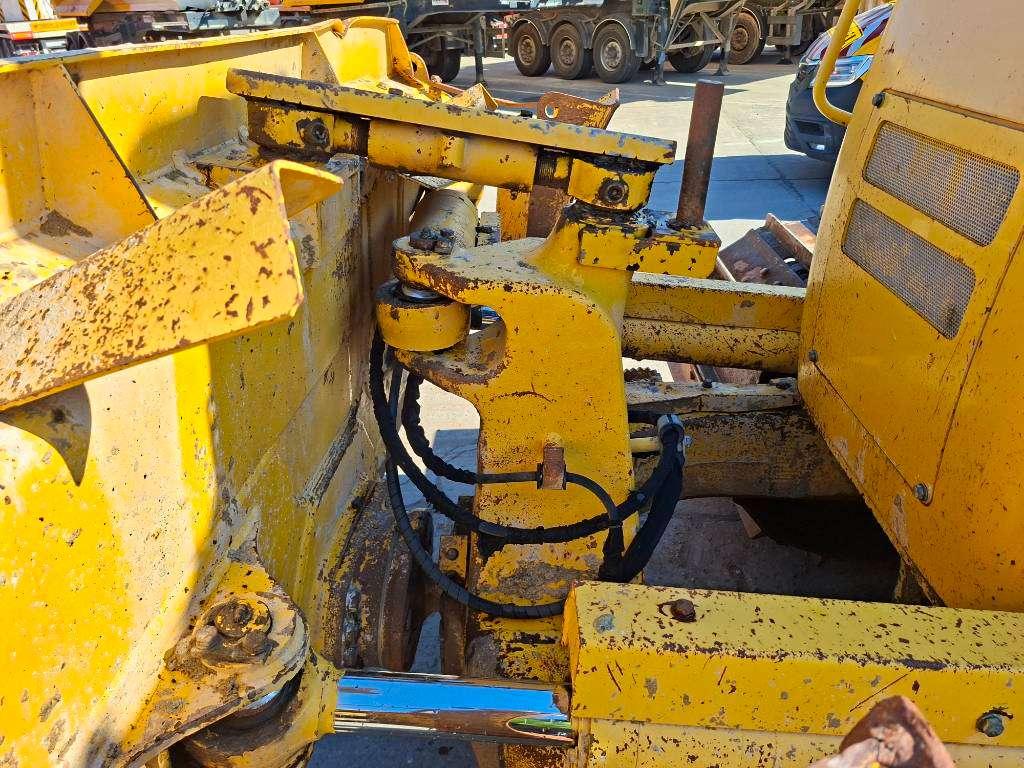 Komatsu D 61 PXi-24 Photo 22