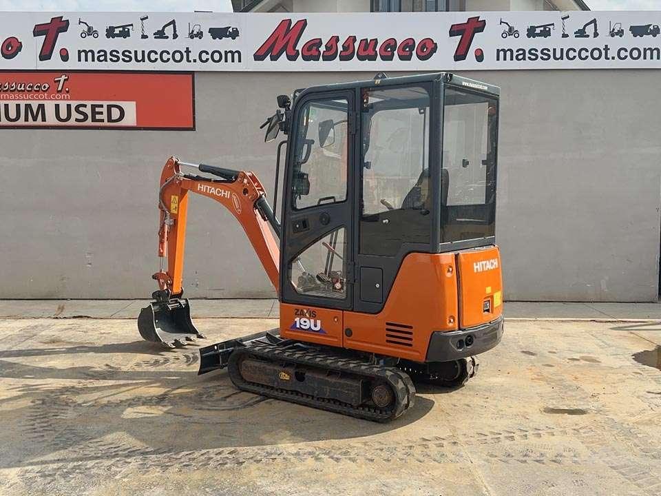 Hitachi ZX19-6 CR Photo 3