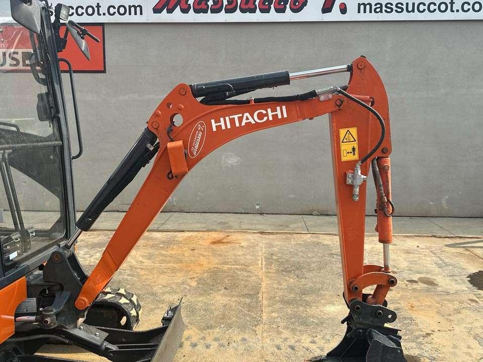 Hitachi ZX19-6 CR Photo 7