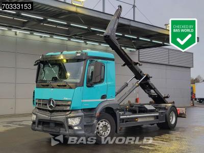 Mercedes-Benz Antos 1835 4X2 Meiller RK20 65TS containersystem Automatic Engine Brake Euro 6 en vente par BAS World B.V.