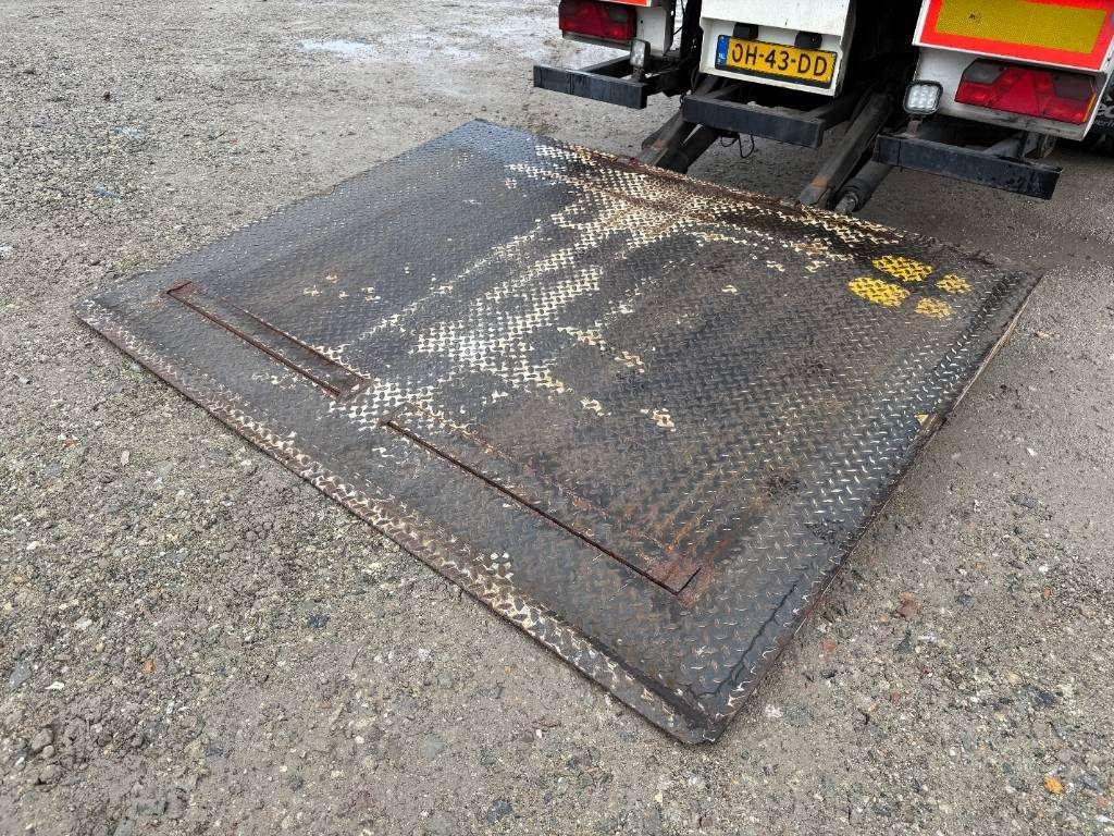 Groenewegen DRO-12-20 B - Tailgate / Forced Steering Photo 17