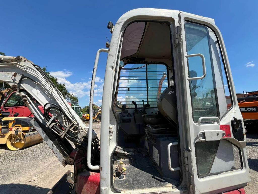 Takeuchi TB 138 FR Photo 7