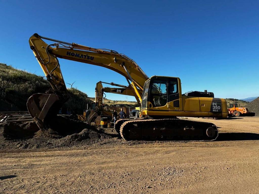 Komatsu PC350 NLC Photo 1