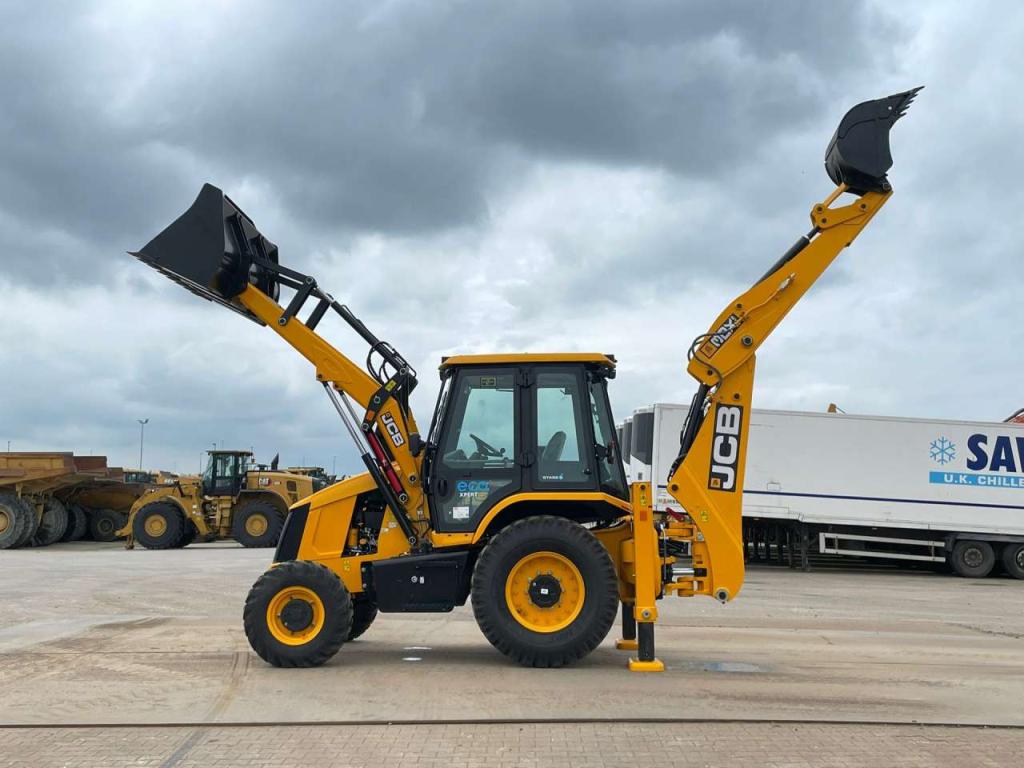 JCB 3DX 4x4 A/C Hammerlines Photo 13
