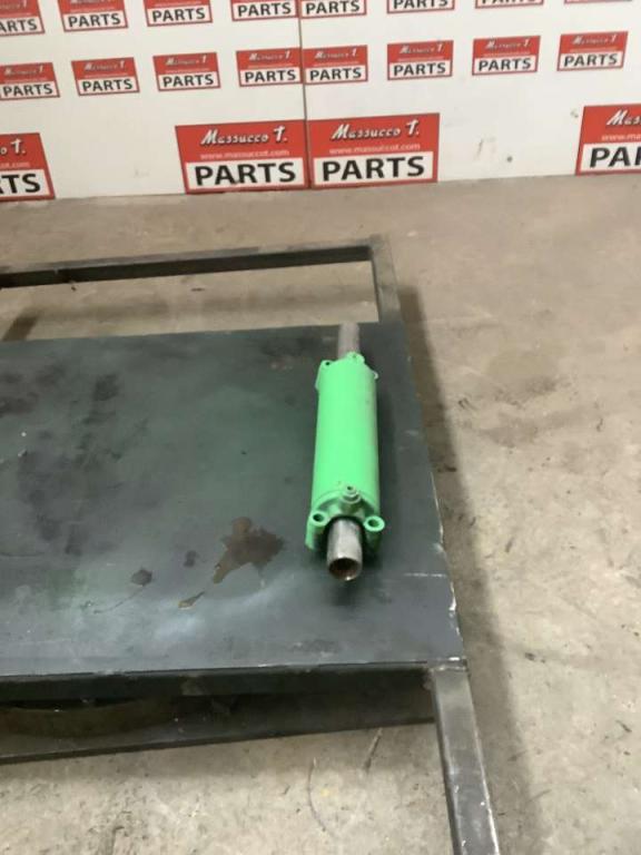 Piston de direction pour Merlo P28.8 Photo 2