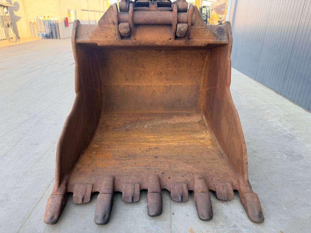 Caterpillar 352F Photo 24