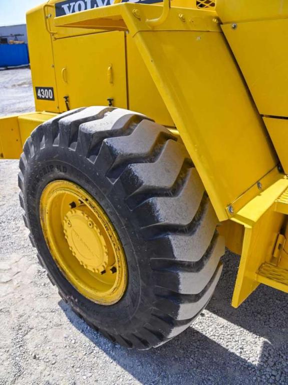 Volvo 4300 Photo 12