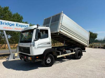 Mercedes-Benz 817 ribaltabile trilaterale en vente par Bridge Export Srl