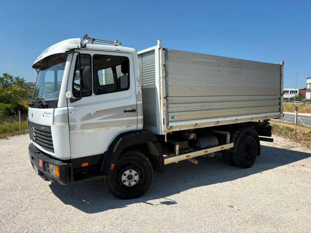 Mercedes-Benz 817 ribaltabile trilaterale Photo 10