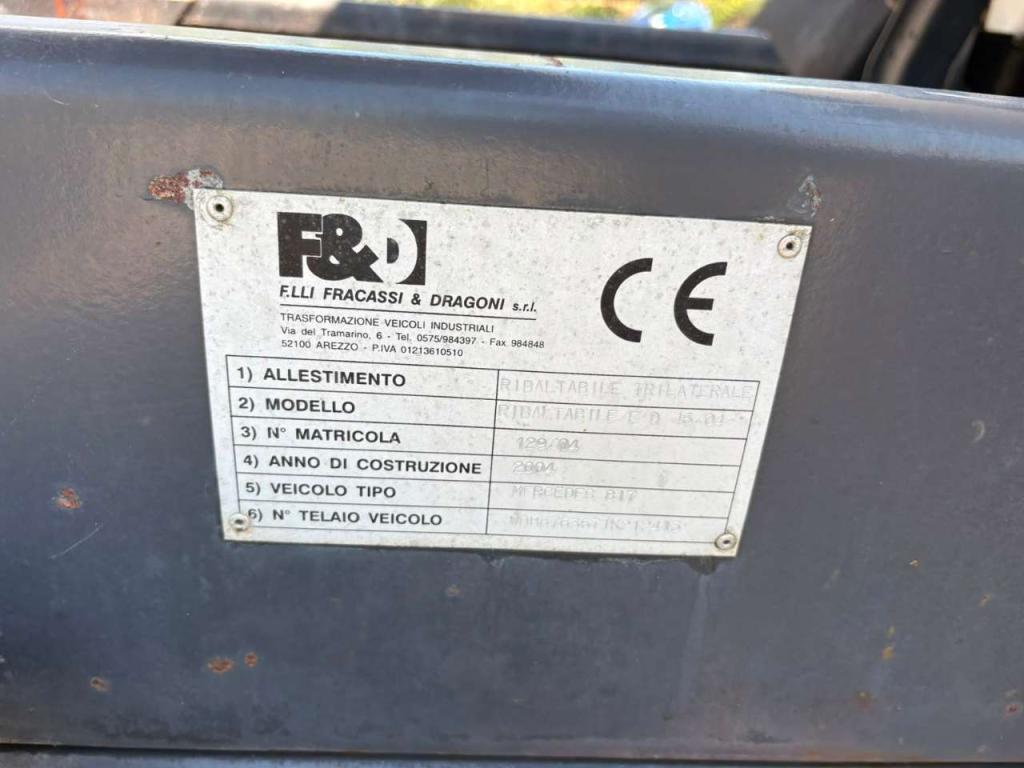Mercedes-Benz 817 ribaltabile trilaterale Photo 5