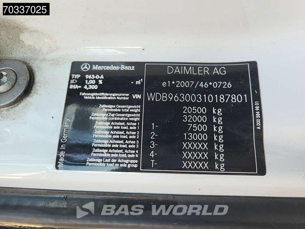 Mercedes-Benz Antos 2124 4X2 2t Tailgate 6-Cylinder Automatic Euro 6 Photo 28