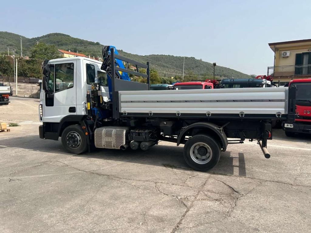 Iveco EUROCARGO 120-190L Photo 19