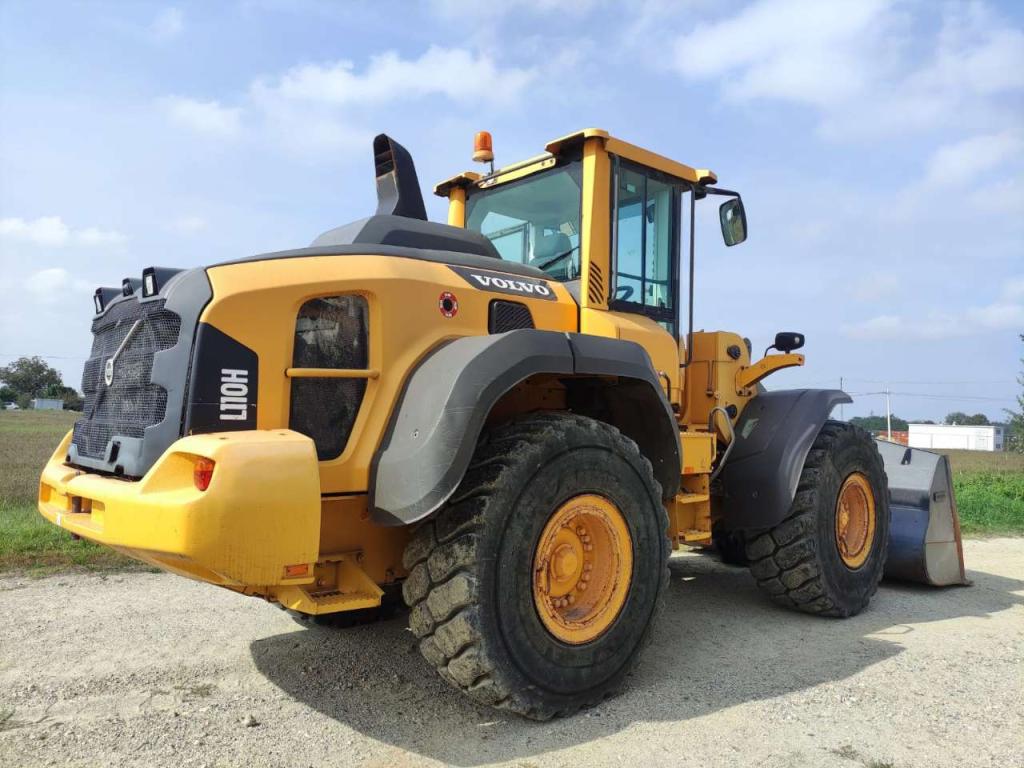 Volvo L110H Photo 4