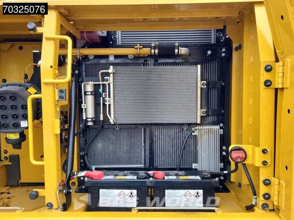 Caterpillar 321 Photo 16