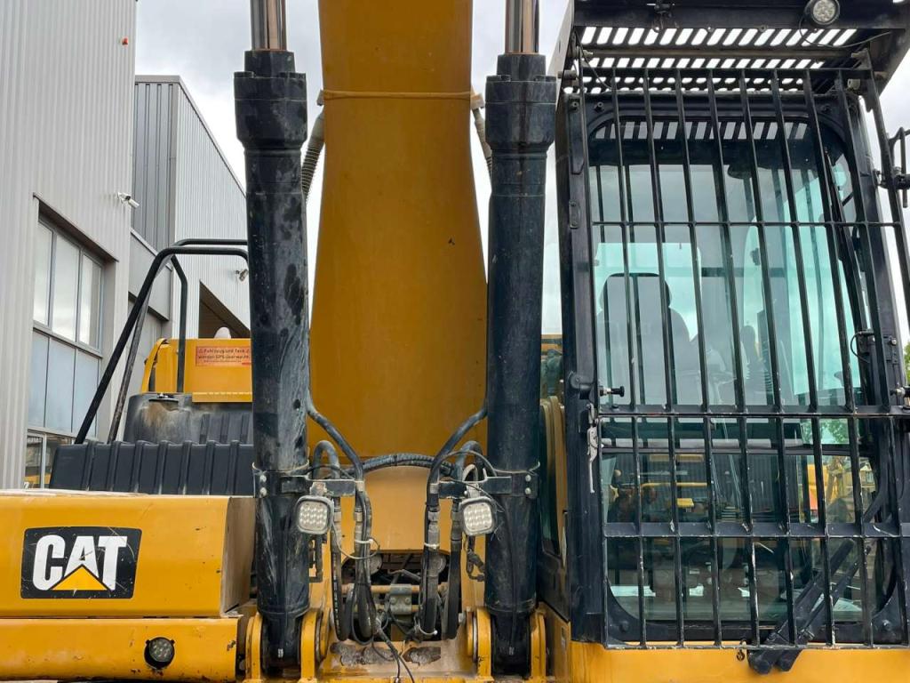 Caterpillar 330 07A Photo 10