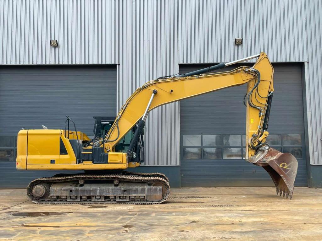 Caterpillar 330 07A Photo 6