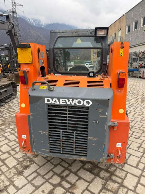 Daewoo 450 Photo 5