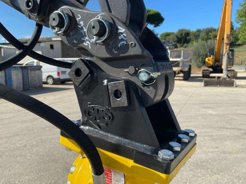 Epiroc SB102 Photo 2