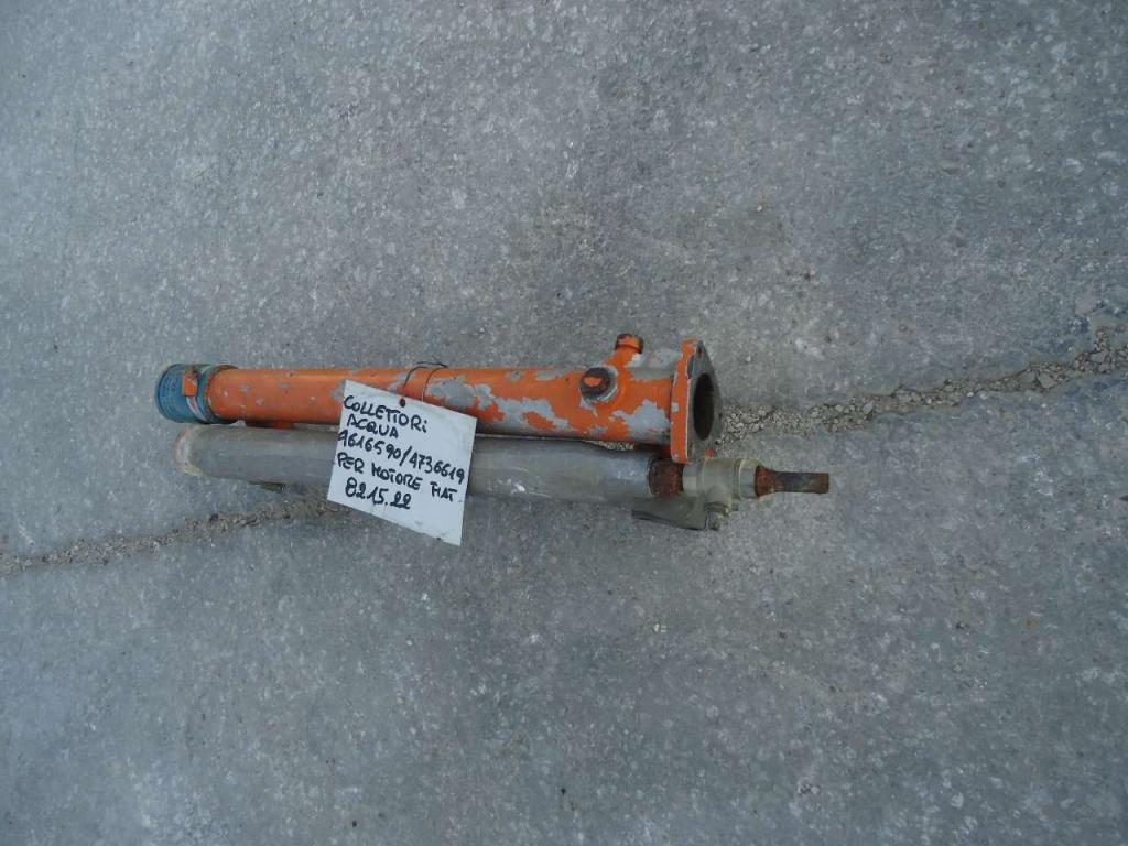 Collecteur d'eau pour MOTORE FIAT 8215.22 (CODICE 4616590- 4736619) Photo 2
