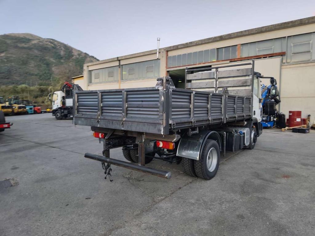 Iveco EUROCARGO 100E18 Photo 12