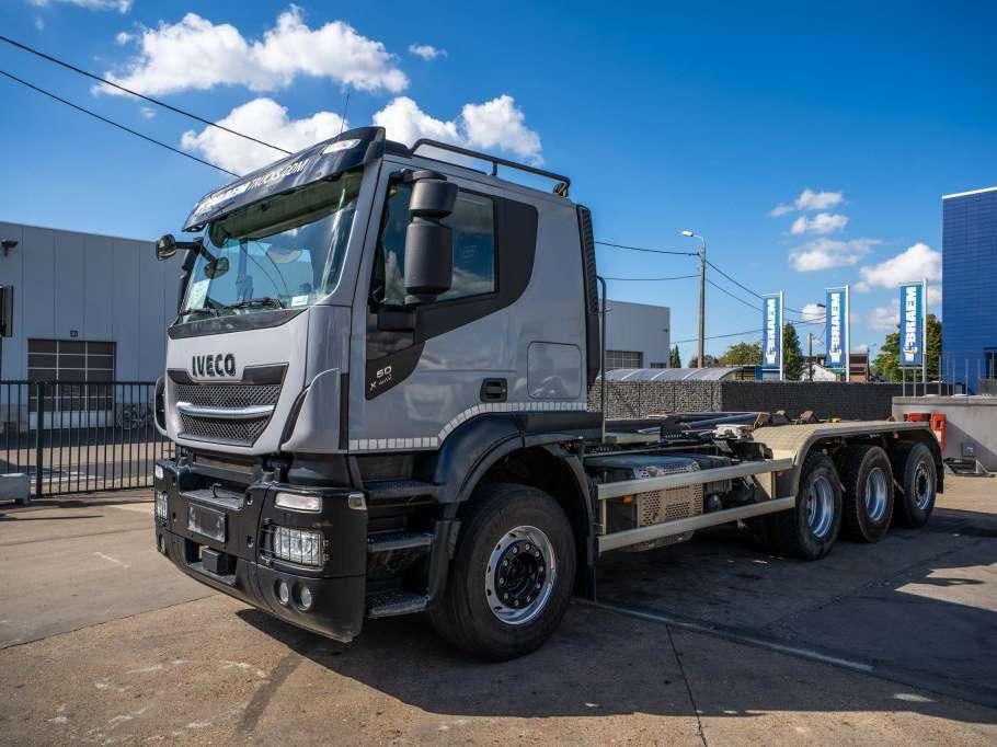 Iveco X-WAY 460 Photo 1