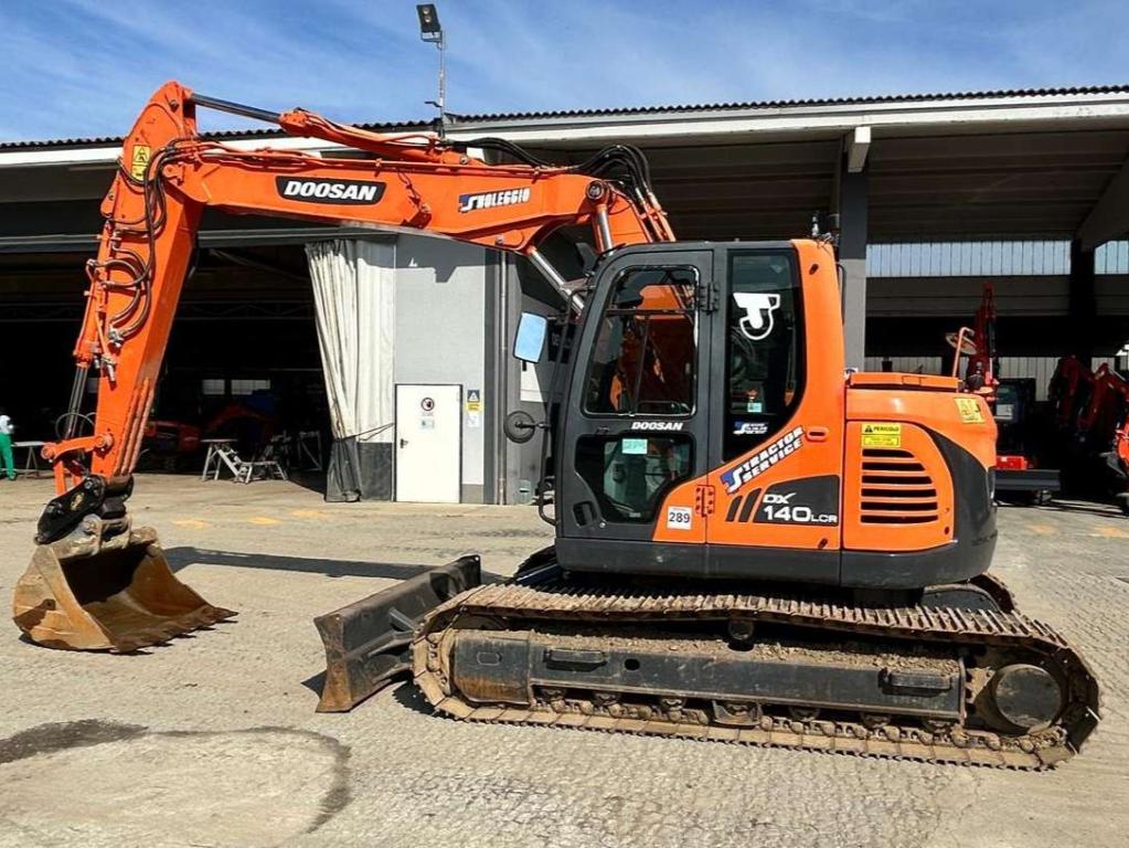 Doosan DX140LCR-3 Photo 1