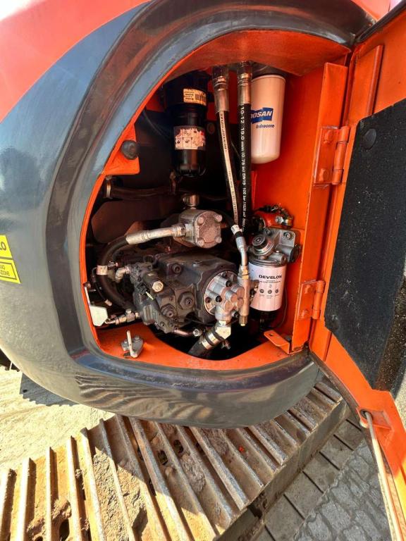 Doosan DX140LCR-3 Photo 19