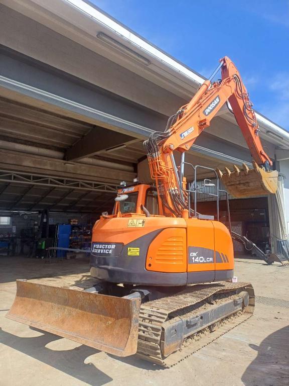 Doosan DX140LCR-3 Photo 3