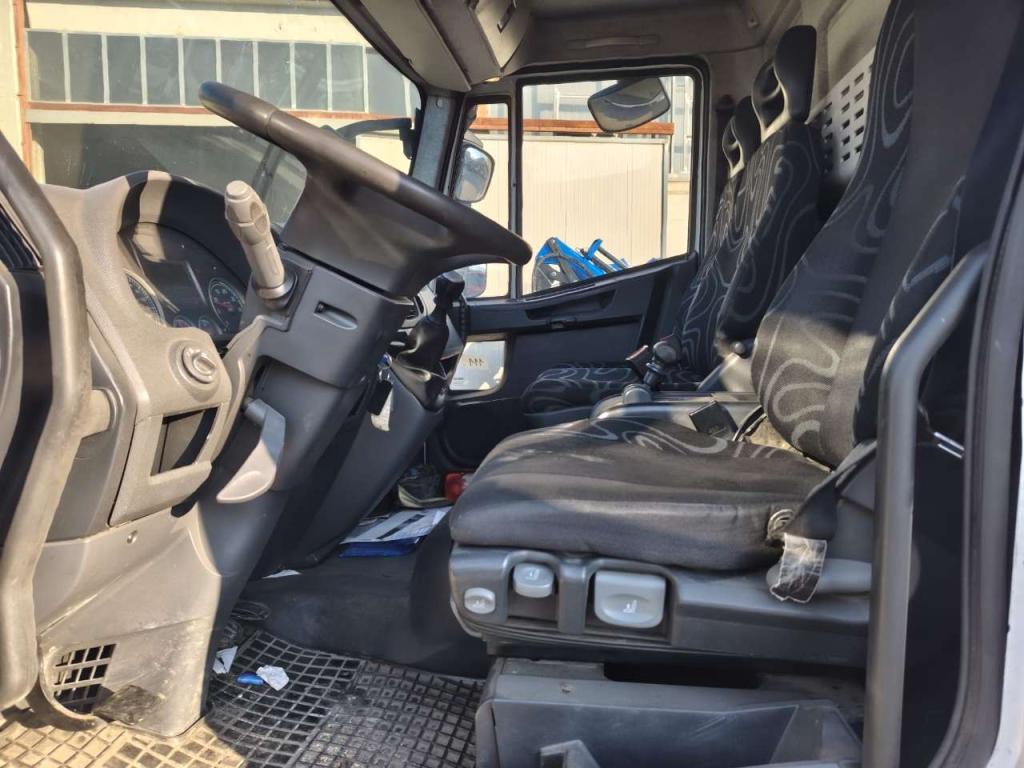 Iveco EUROCARGO 100E18 Photo 5