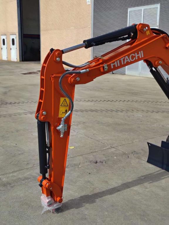 Hitachi ZX 19U-6 YR Photo 11