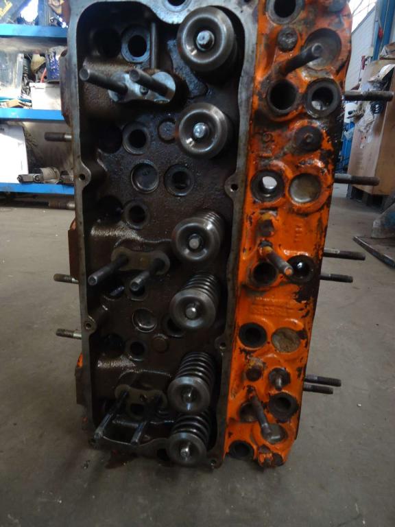 Culasse pour MOTORE FIAT 8210.22 - 8215.22 Photo 2