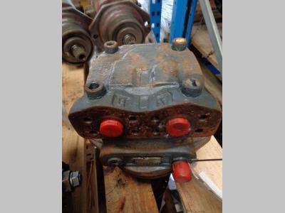 Moteur de traction pour Liebherr 912 litronic en vente par PRV Ricambi Srl