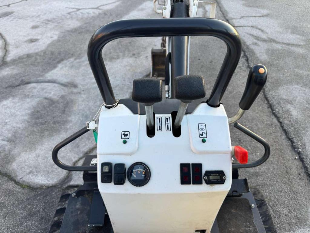 Bobcat E10Z Photo 2
