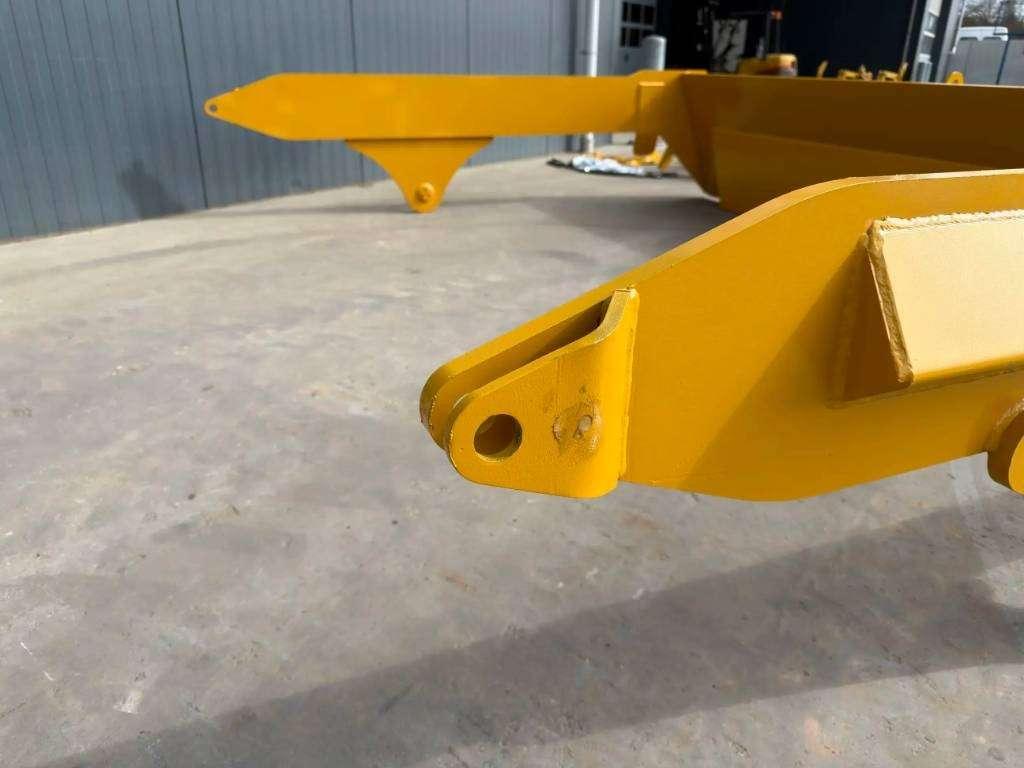 Hayon arrière pour Volvo A40G Photo 9