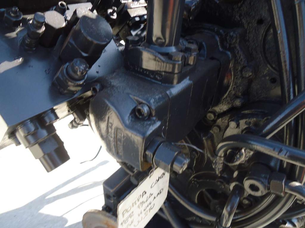 Pompe hydraulique de transmission pour New Holland W270 Photo 2