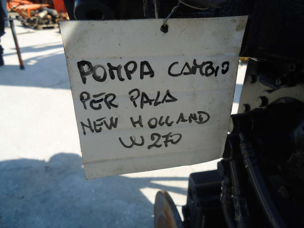 Pompe hydraulique de transmission pour New Holland W270 Photo 3