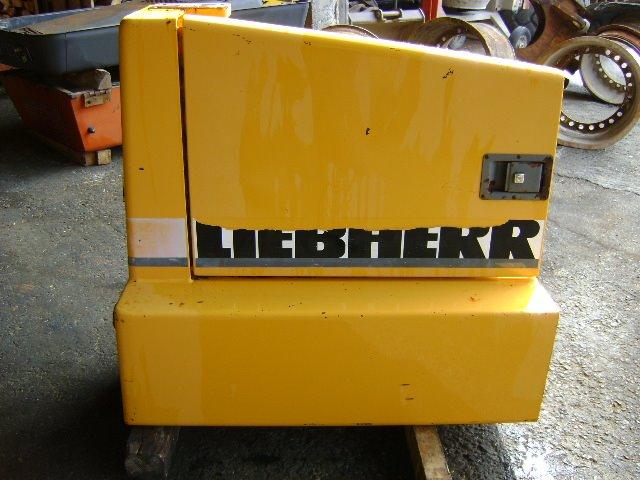 Réservoir de huile pour Liebherr 632 Photo 1