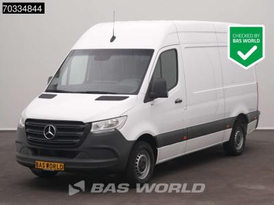 Mercedes-Benz Sprinter 317 CDI Automaat L2H2 AC/Climate MBUX Carplay Camera Parkeersensoren Euro6 L2 A/C en vente par BAS World B.V.