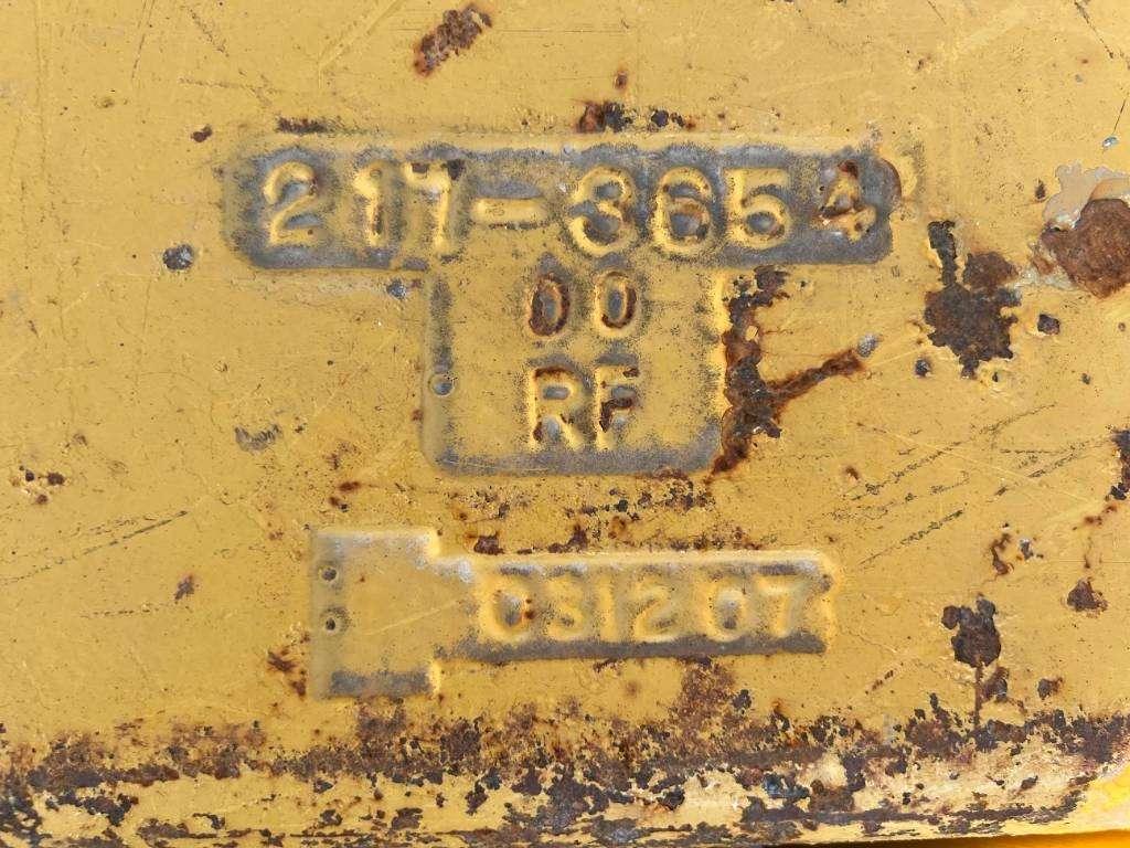 Caterpillar D8R / D8T Photo 7