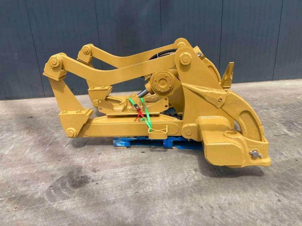 Caterpillar D6 NG Photo 4