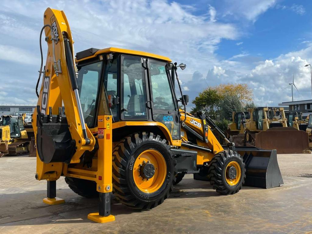 JCB 3DX 4WD hammerlines Photo 5