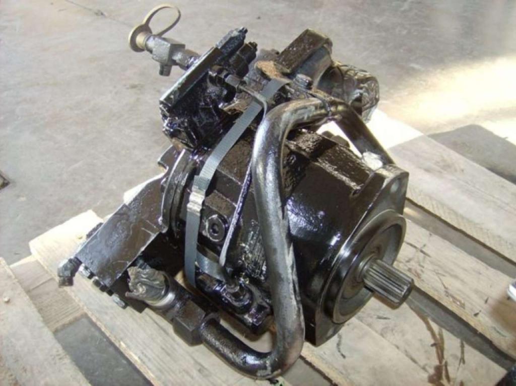 Azionamento idrostatico pour Caterpillar 438C Photo 2
