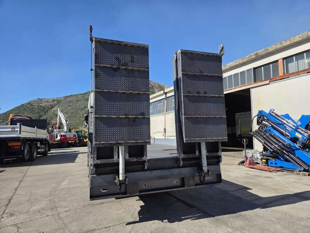 Iveco XF 440 Photo 13