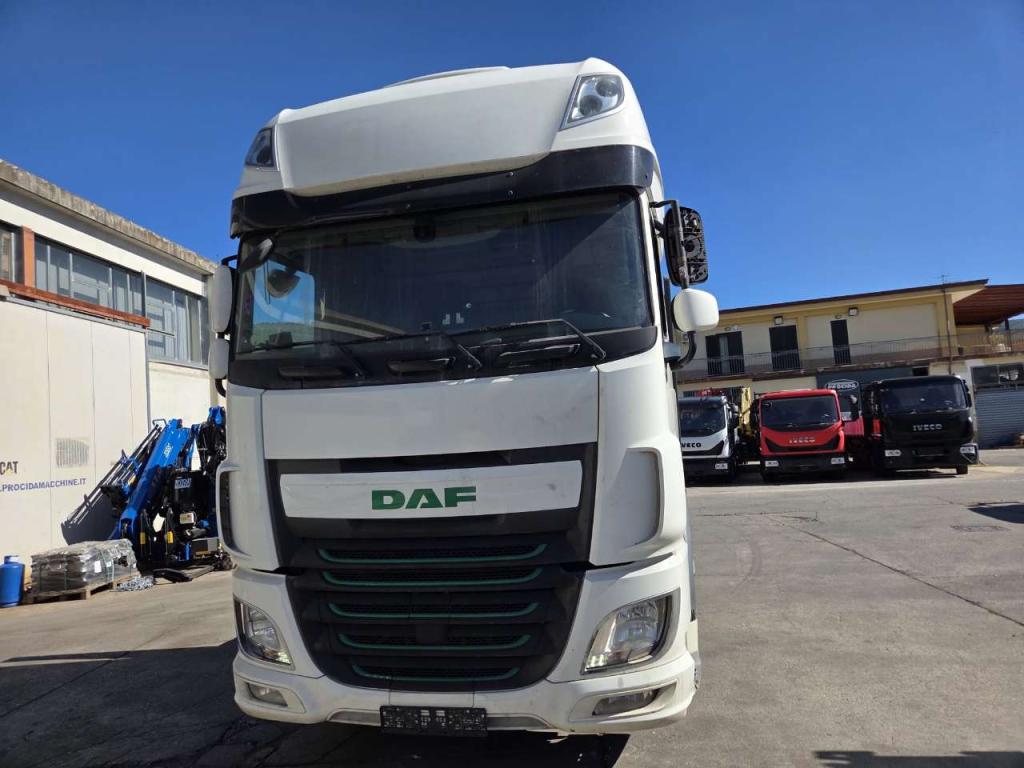 Iveco XF 440 Photo 2