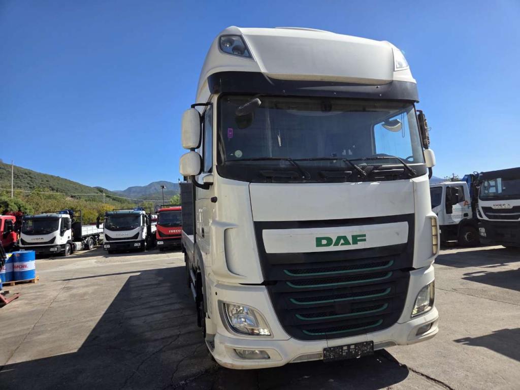 Iveco XF 440 Photo 4
