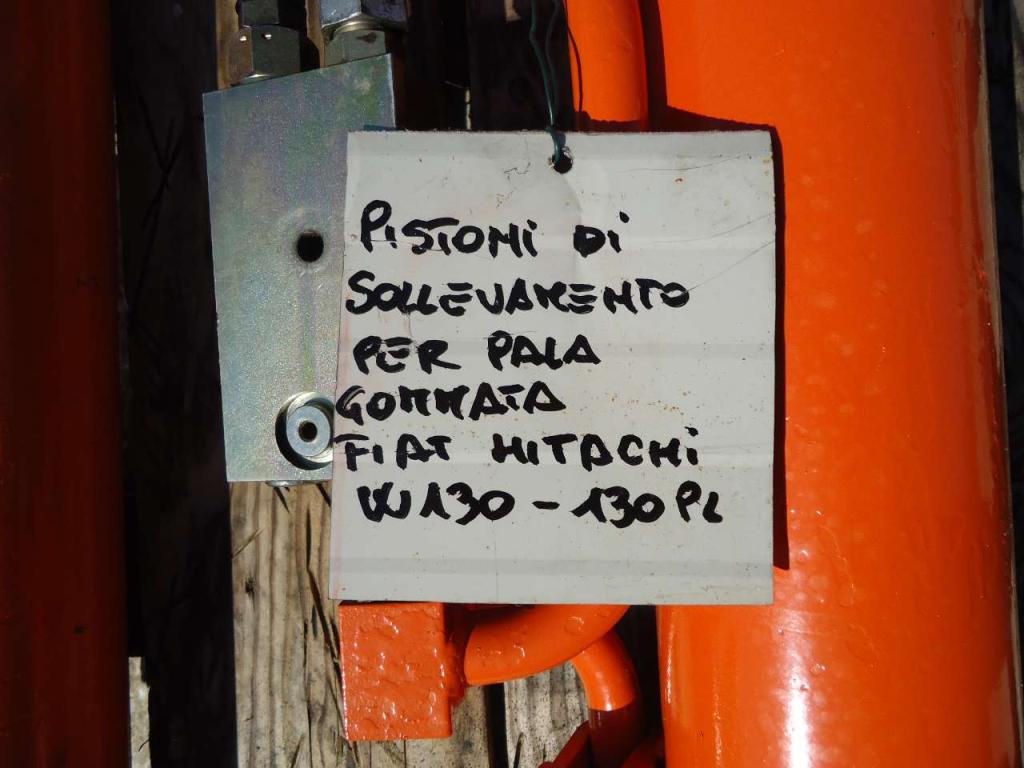 Piston de levage pour Fiat Hitachi W130 - 130PL Photo 2