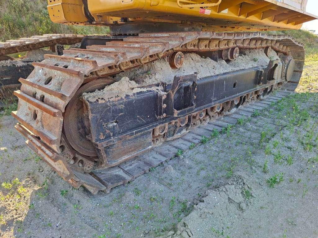 Caterpillar 395 Photo 10