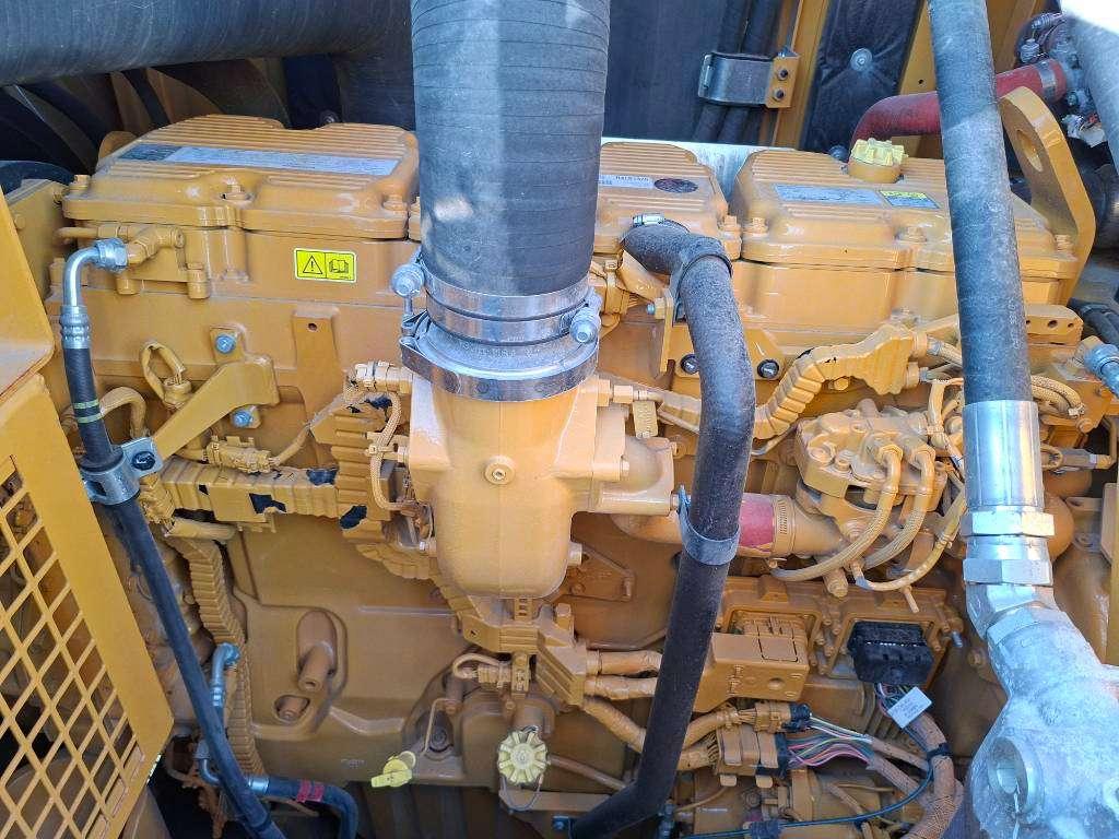 Caterpillar 395 Photo 20