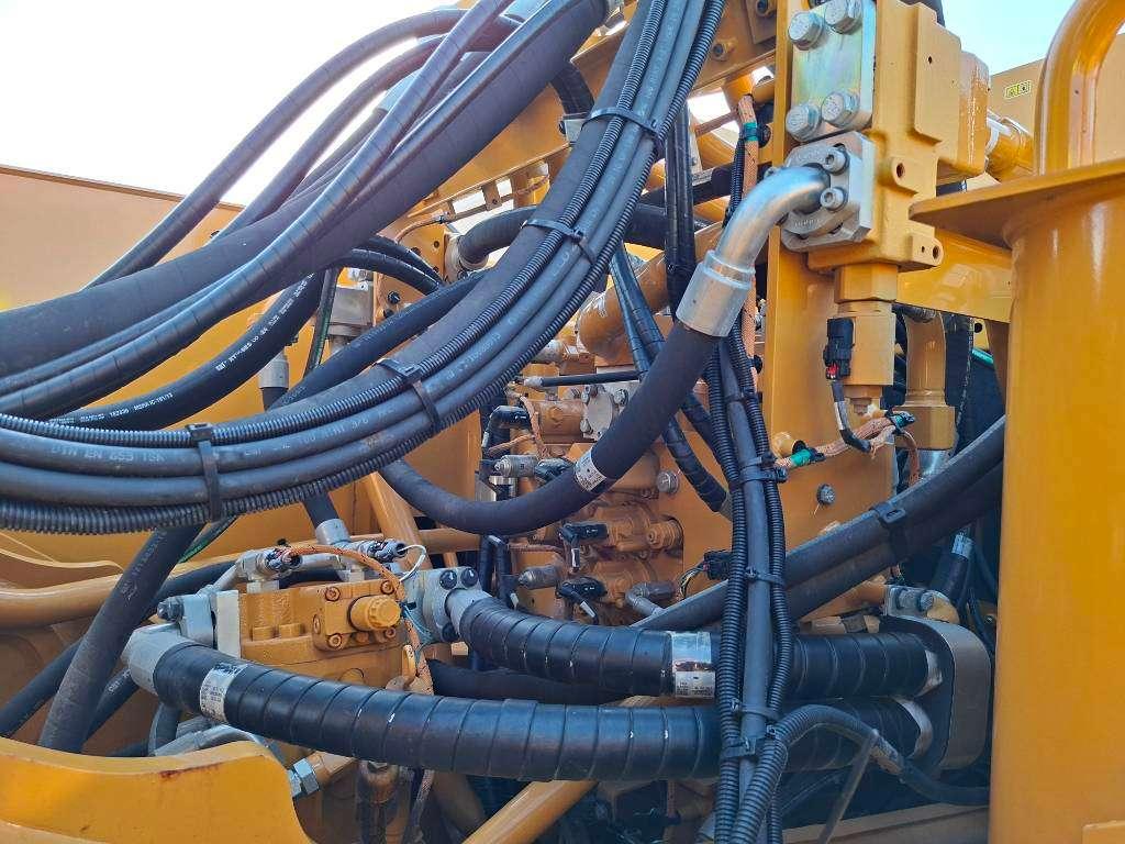 Caterpillar 395 Photo 22