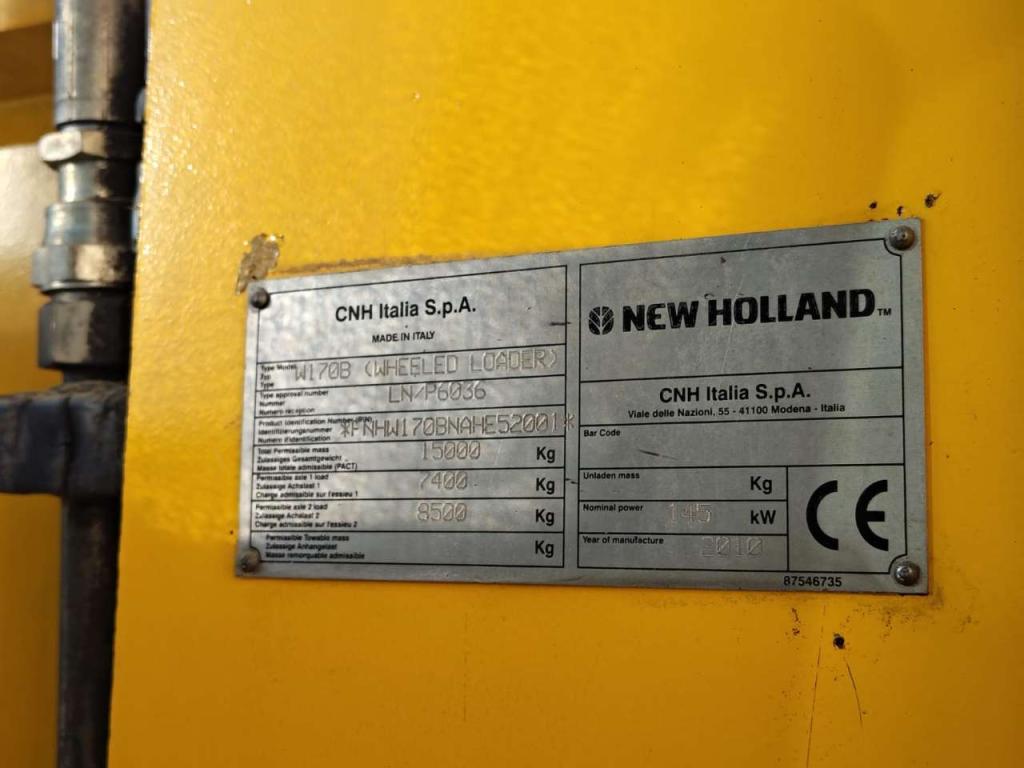 New Holland W 170B Photo 23